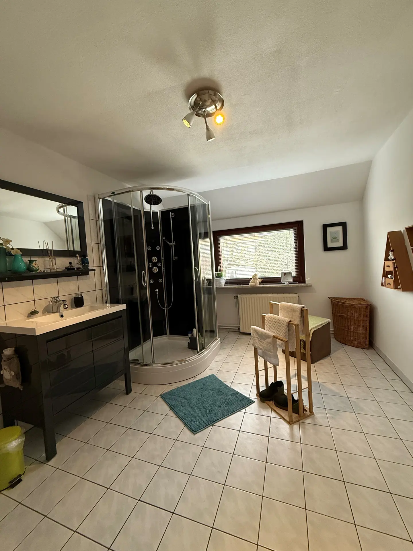Angebote - image pfeil-runter on https://mktf-immobilien.de