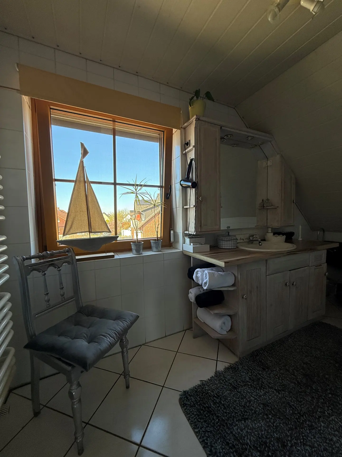 Angebote - image pfeil-runter on https://mktf-immobilien.de