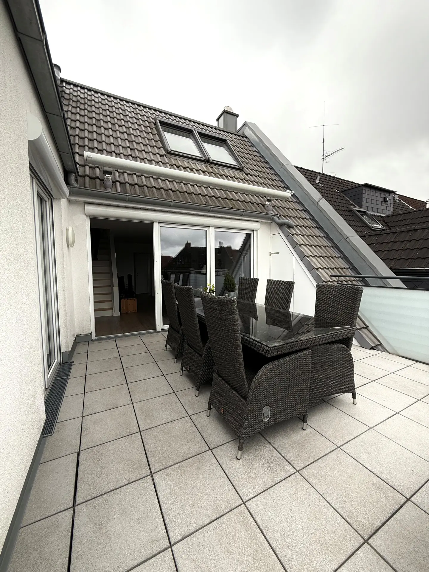 Angebote - image pfeil-runter on https://mktf-immobilien.de