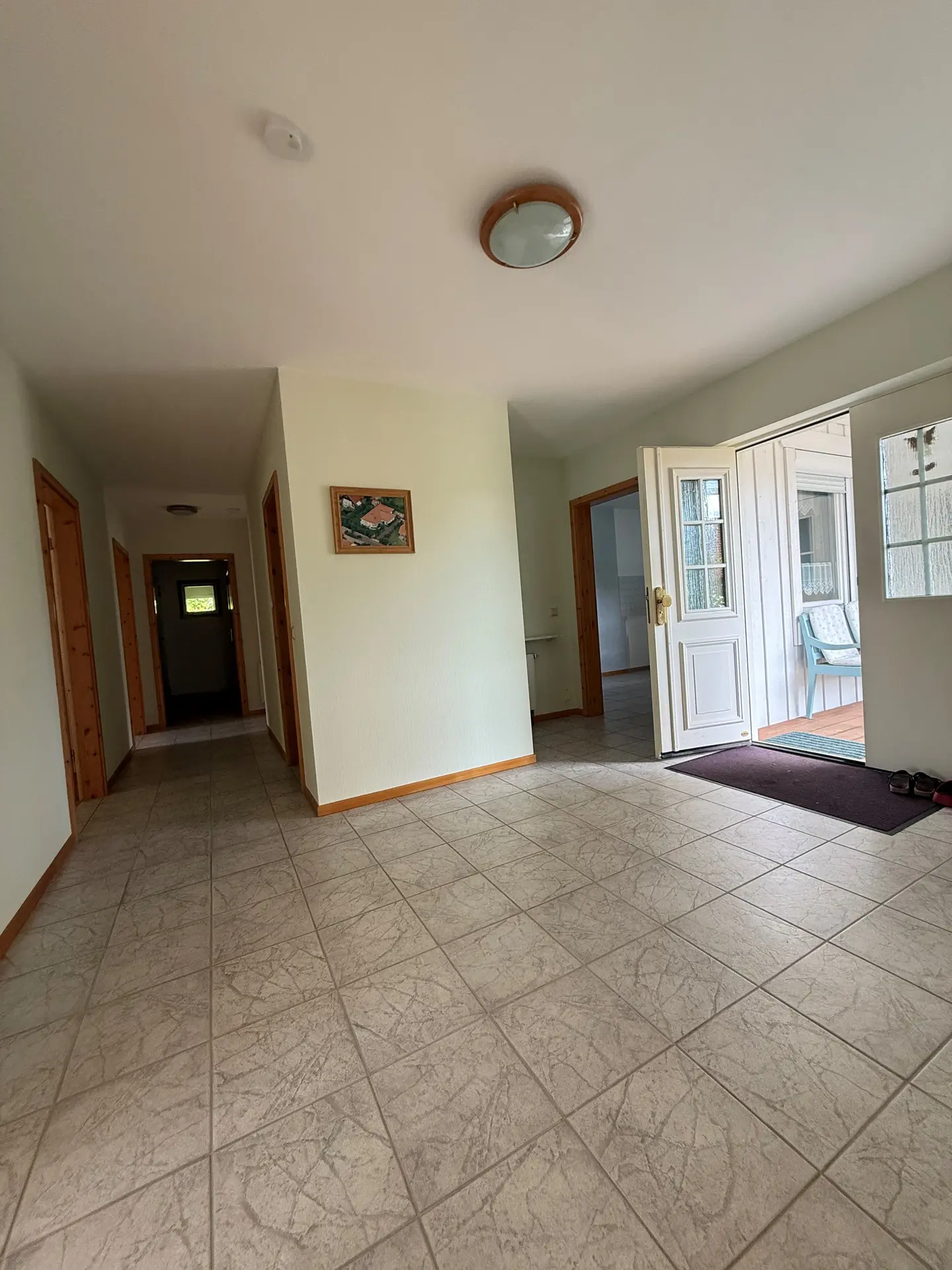 Angebote - image pfeil-runter on https://mktf-immobilien.de