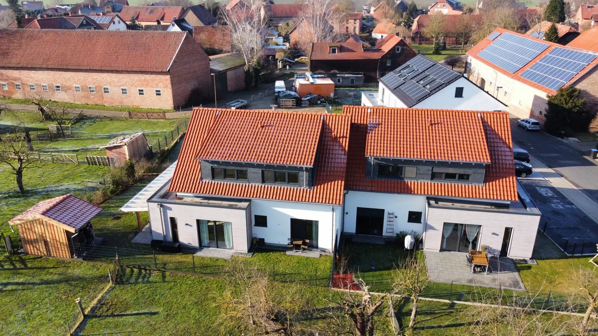 Angebote - image pfeil-runter on https://mktf-immobilien.de