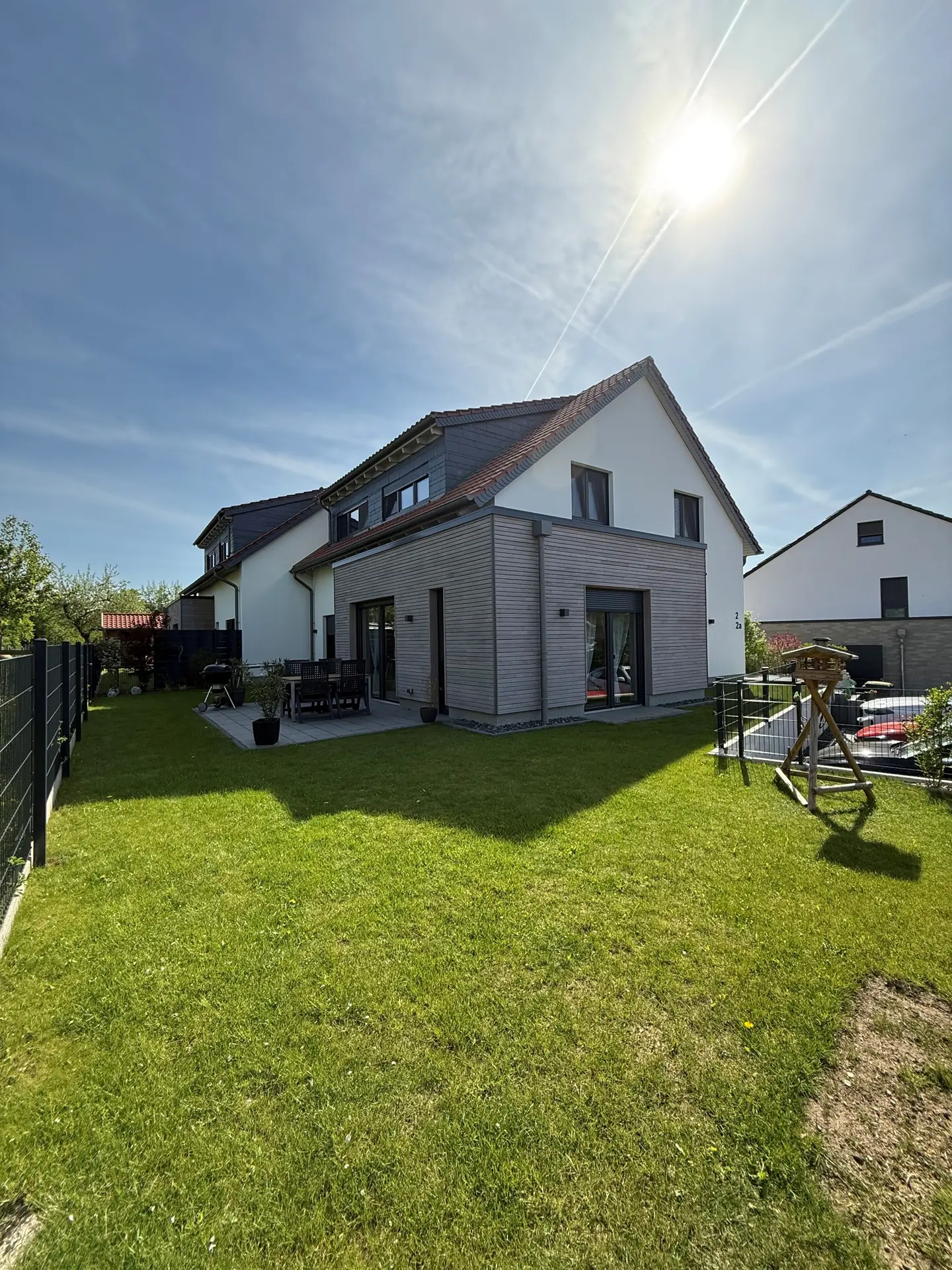 Angebote - image pfeil-runter on https://mktf-immobilien.de