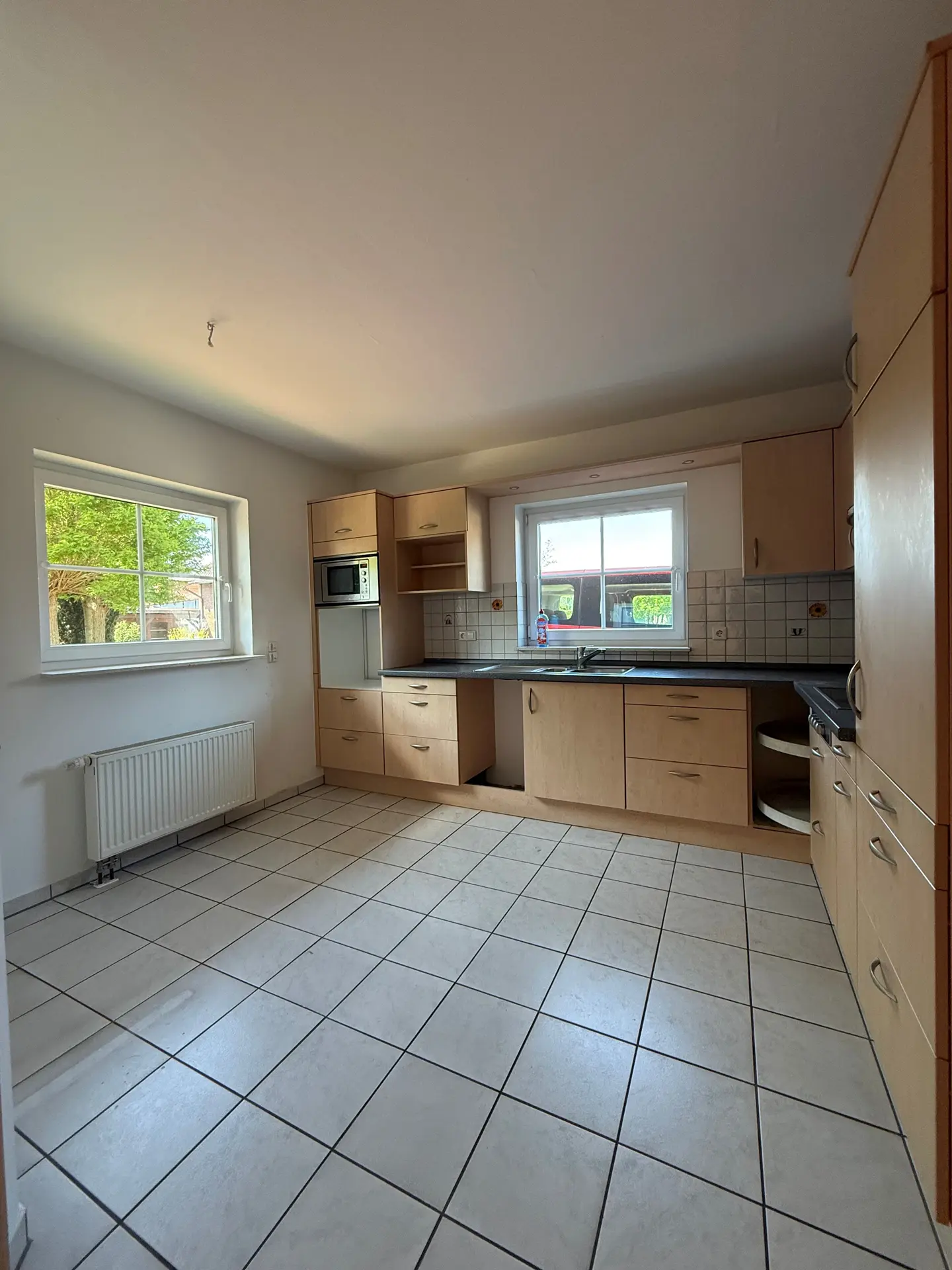 Angebote - image pfeil-runter on https://mktf-immobilien.de